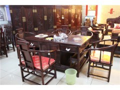 非酸茶桌 红木家具中的古典韵味