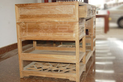 汇鑫堂热销明清古典实木桌椅 重现中式雅韵，打造静心办公空间